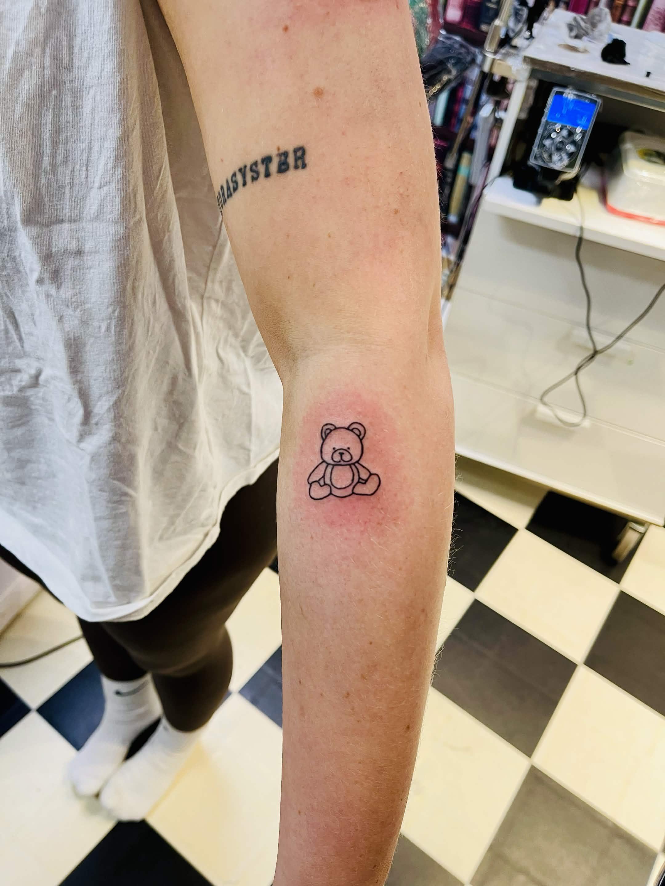 IMG 7347 — Realism